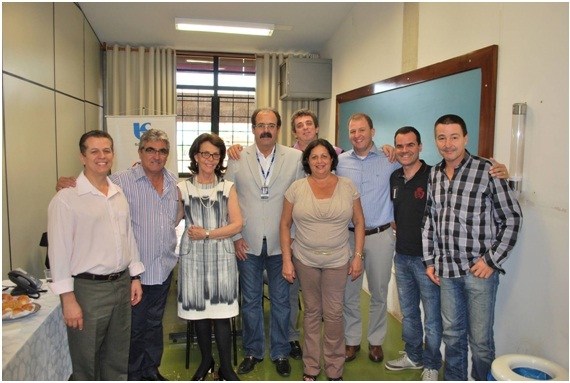 Imagem Legislativo, Executivo e Representantes da Sabesp Selecione a Imagem