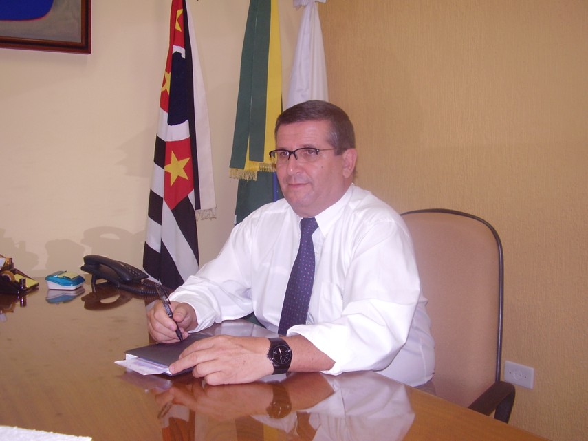 Imagem Presidente da Câmara, Sr. Vanderlei Zampieri Selecione a Imagem