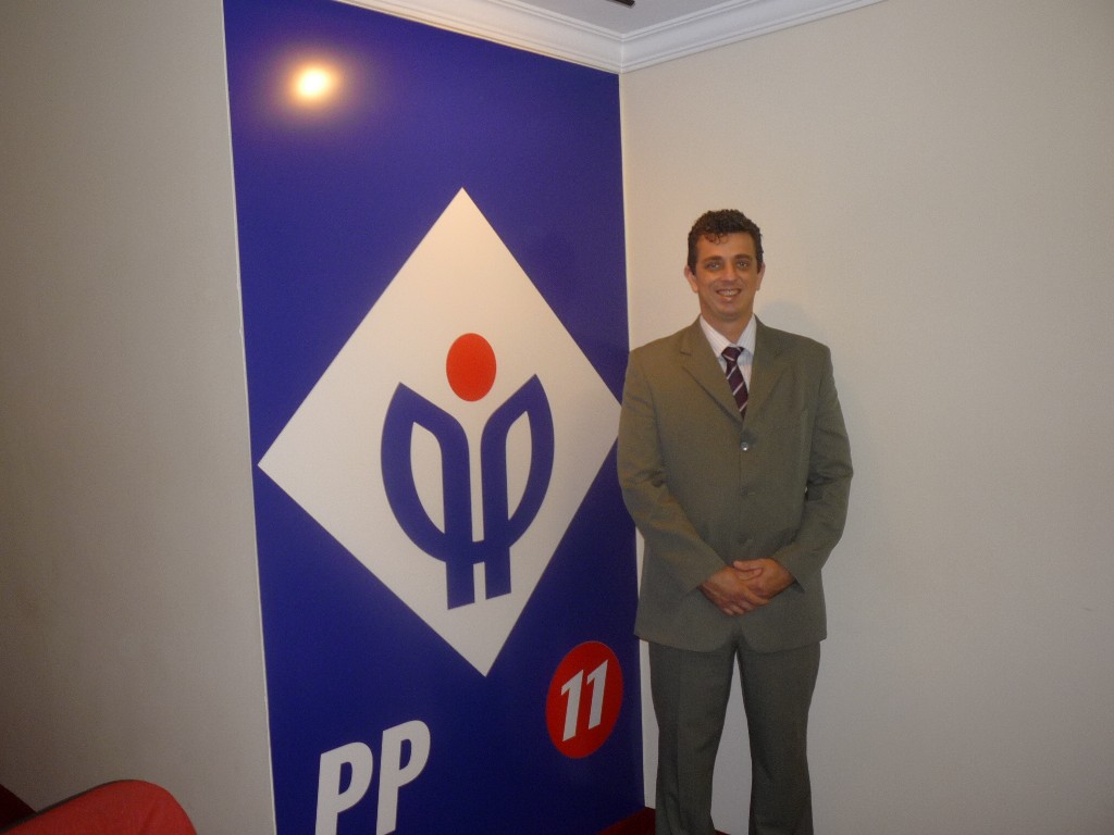 Imagem Vereador Marco Antonio Berto buscando alianças em São Paulo Selecione a Imagem