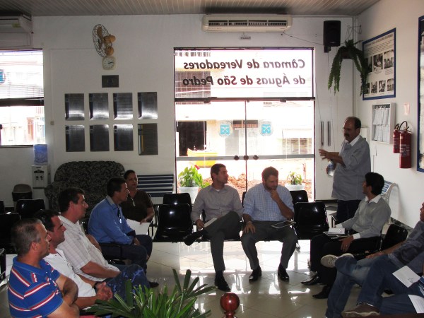 Imagem VEREADORES E REPRESENTANTES DA VIVO Selecione a Imagem
